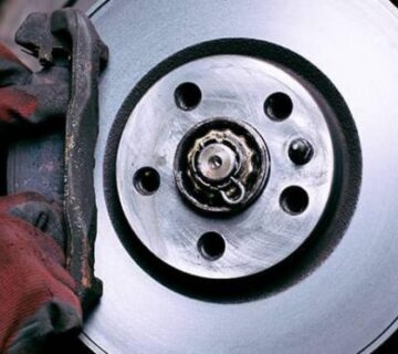 نشانه‌های تمام شدن لنت ترمز کدام است؟