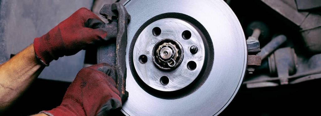 نشانههای تمام شدن لنت ترمز کدام است؟