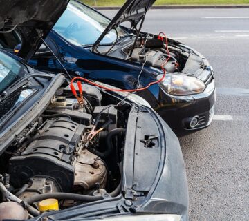 تاثیر نگهداری صحیح باتری بر عملکرد خودرو